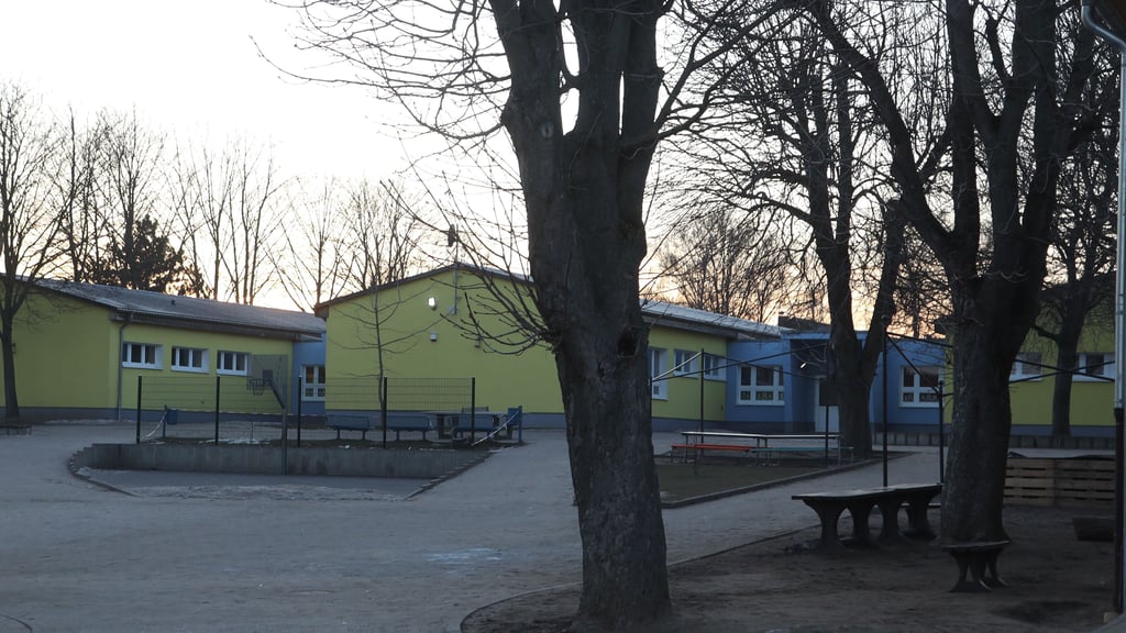 In der Grundschule von Dahlenwarsleben werden auch Schüler aus der Nachbargemeinde unterrichtet. Doch Barleben will, dass die Kinder künftig in der eigenen Schule unterrichtet werden.