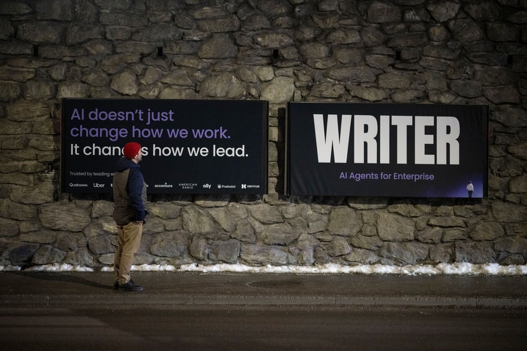 Sind Mitarbeiter geschult für den Umgang mit KI? Die Meinungen klaffen auseinander. (Archivbild)