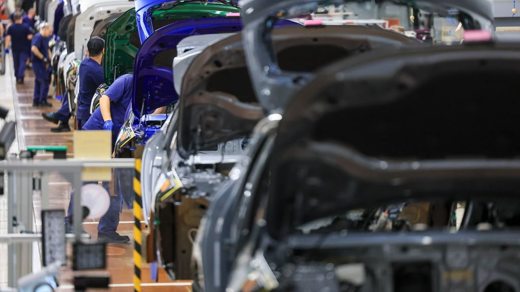 Bei den sächsischen Exporten machten Autos und Wohnmobile den größten Anteil aus. (Archivbild)