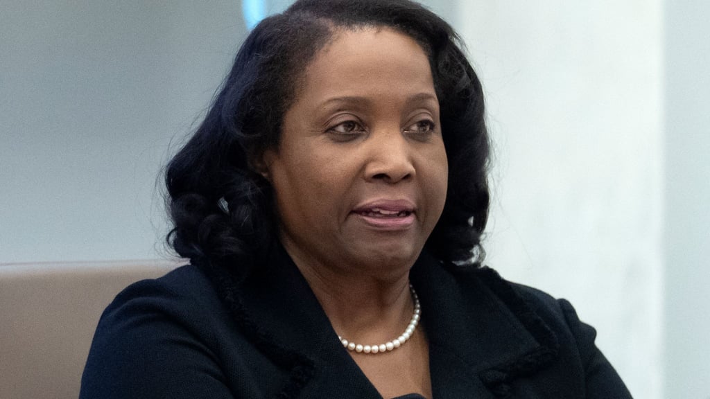 US-Präsident Trump will Fed-Vorstandsmitglied Cook angeblich wegen Hypothekenbetrugs loswerden. (Archivbild)