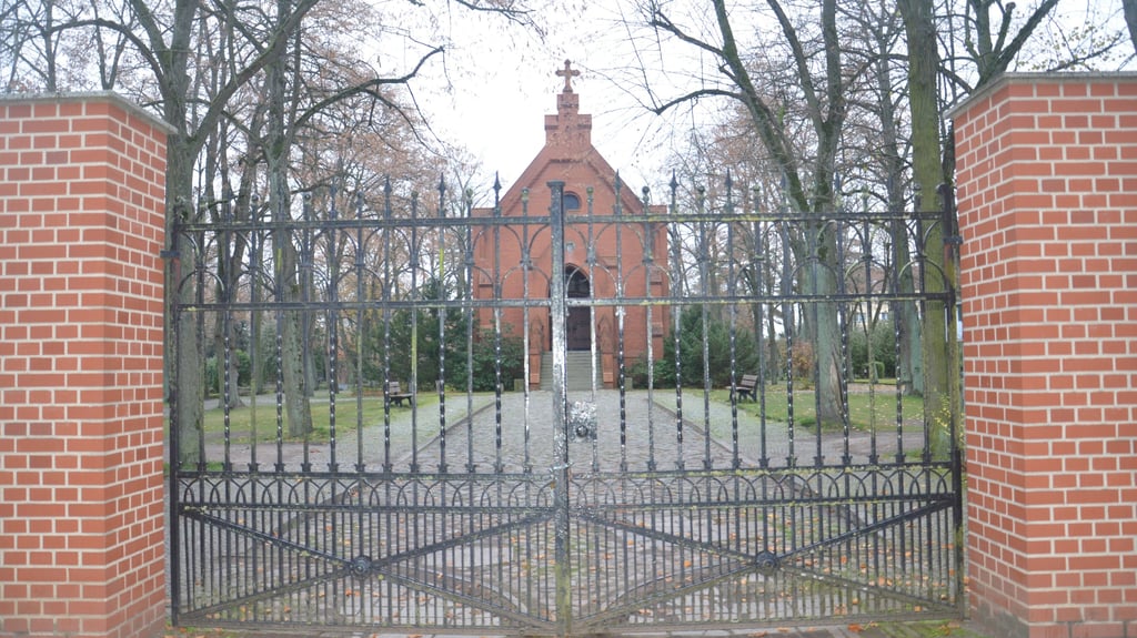 Blick auf den Friedhof in Genthin.