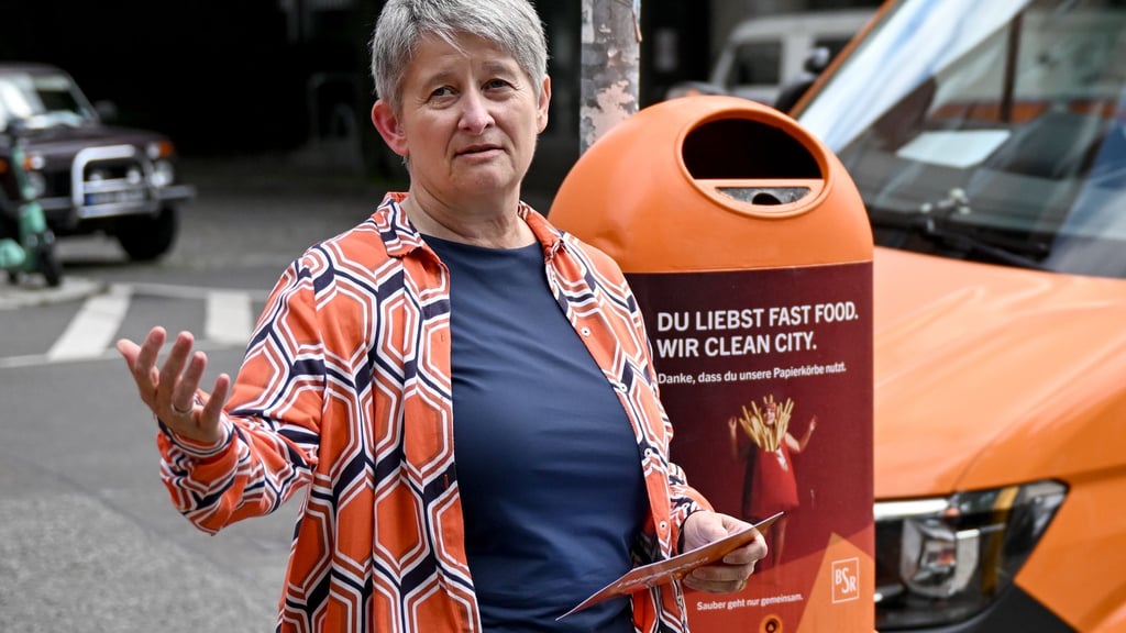 Die BSR-Beschäftigten sehen sich öfter mit Aggression und Gewalt konfrontiert, sagt BSR-Chefin Stephanie Otto. (Archivbild)