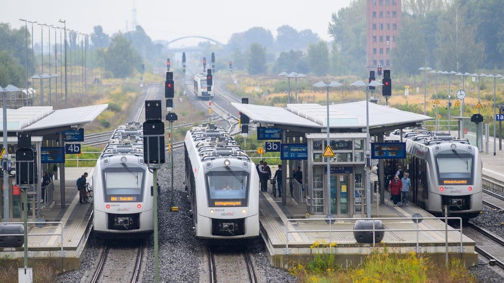 Die Bahn-Tochter Start Mitteldeutschland soll in DB Regio integriert werden (Archivbild)