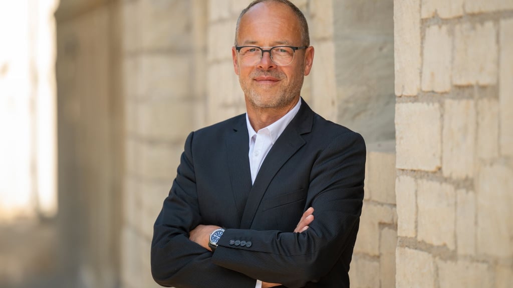 Eine Veränderung seiner Rolle als Makler nimmt Dirk Radde aus Halle wahr. Er ist Repräsentanzleiter beim Immobilienverband.