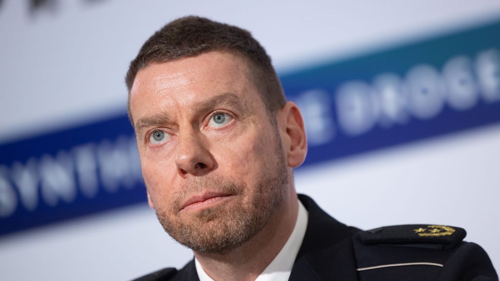 „Sowohl in Deutschland als auch in Europa sind diese Dimensionen bisher einmalig“, sagte der Leiter des Zollkriminalamtes, Tino Igelmann, bei einer Pressekonferenz in Köln.