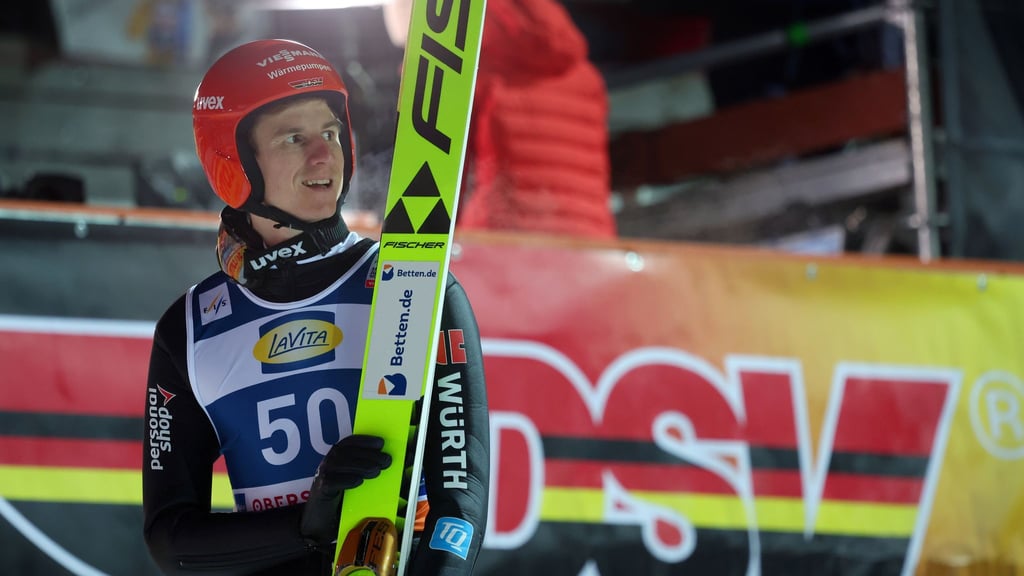 Karl Geiger ist in Oberstdorf dabei. (Archivbild)