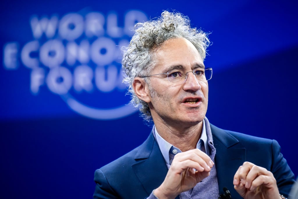 Palantir-Chef Karp glaubt, dass KI Folgen für das Thema Einwanderung haben wird.