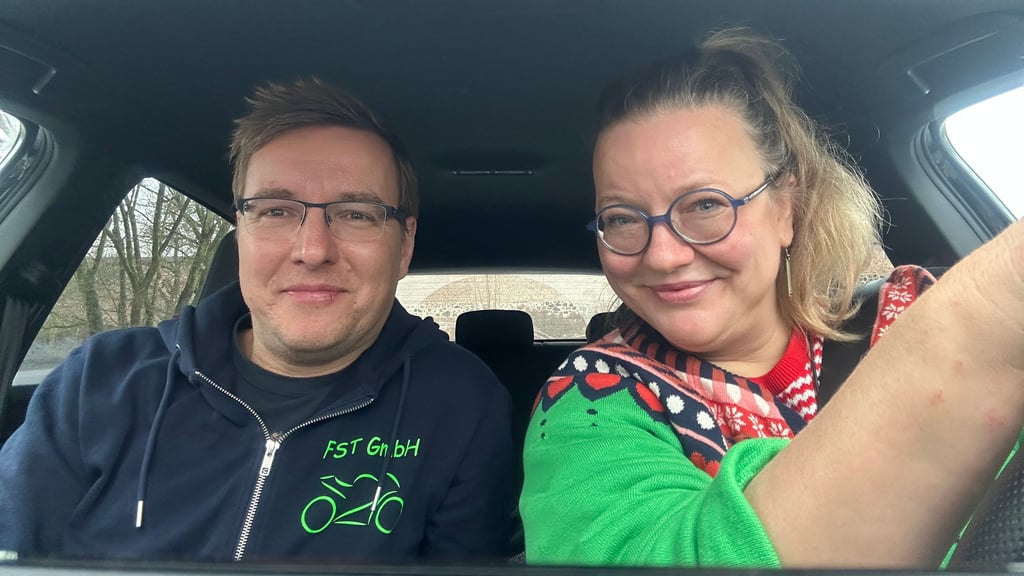 Bestanden oder durch die Fahrprüfung gerasselt? Selbstversuch nach 28 Jahren Führerschein mit Gerald Brandt von der „Fahrschule Spurtreue“ in Zerbst.