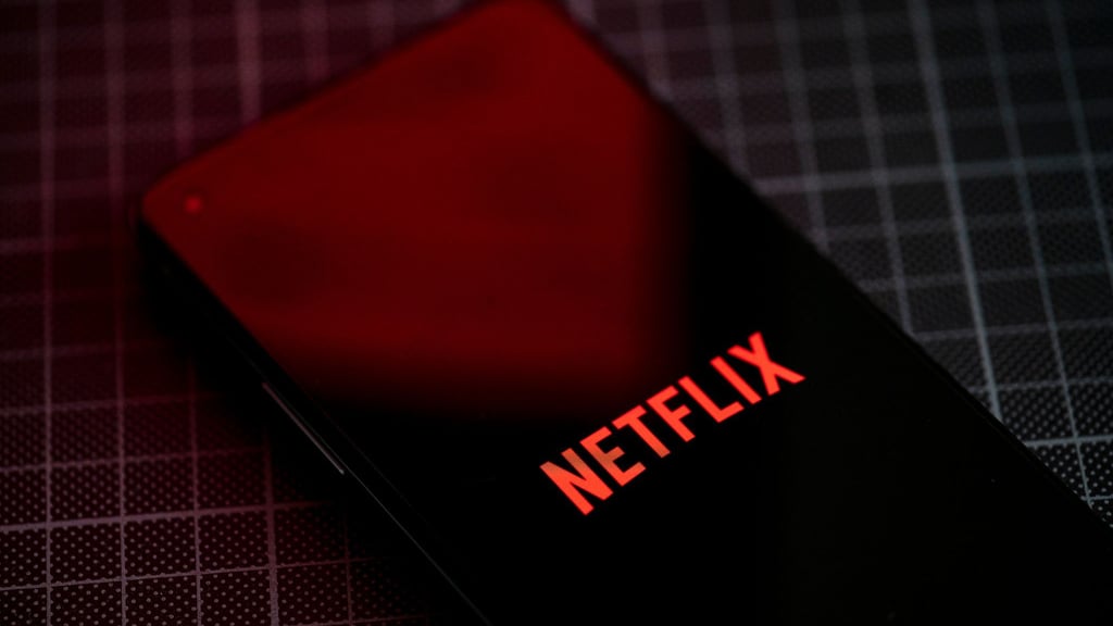 Von Netflix kommt künftig mehr Videomaterial im Vertikal-Format. (Archivbild)