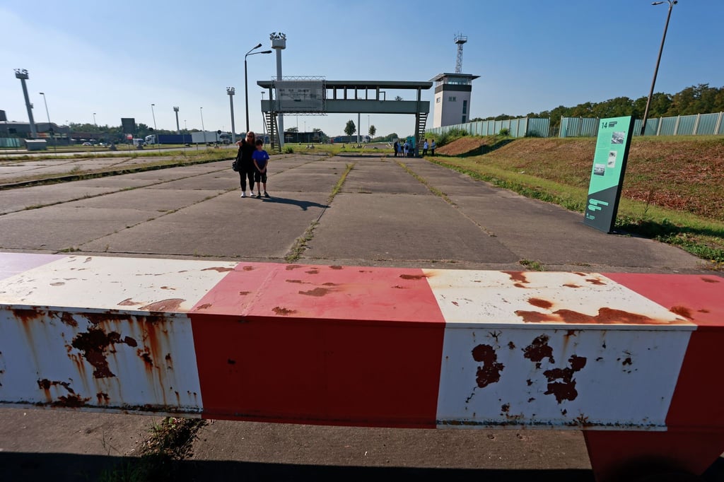 Die Gedenkstätte Deutsche Teilung Marienborn zeigt ab 2. Februar persönliche Dokumente des an der früheren innerdeutschen Grenze erschossenen Fred Woitke. (Archivbild)