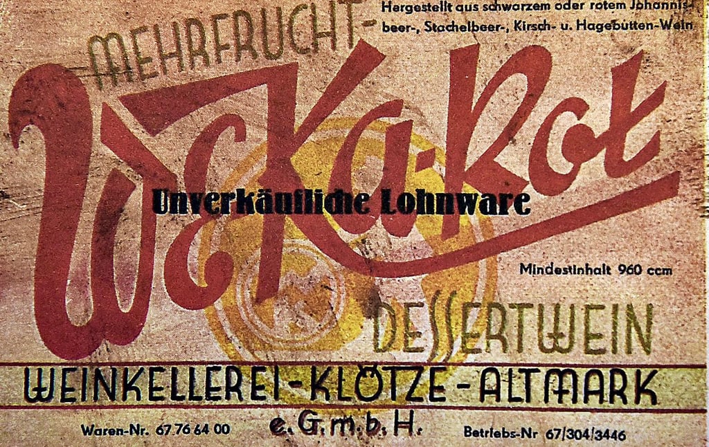 Der  lange Zeit unverwüstliche Mehrfruchtwein namens „We-Ka-Rot“ wurde ab 1960 produziert.