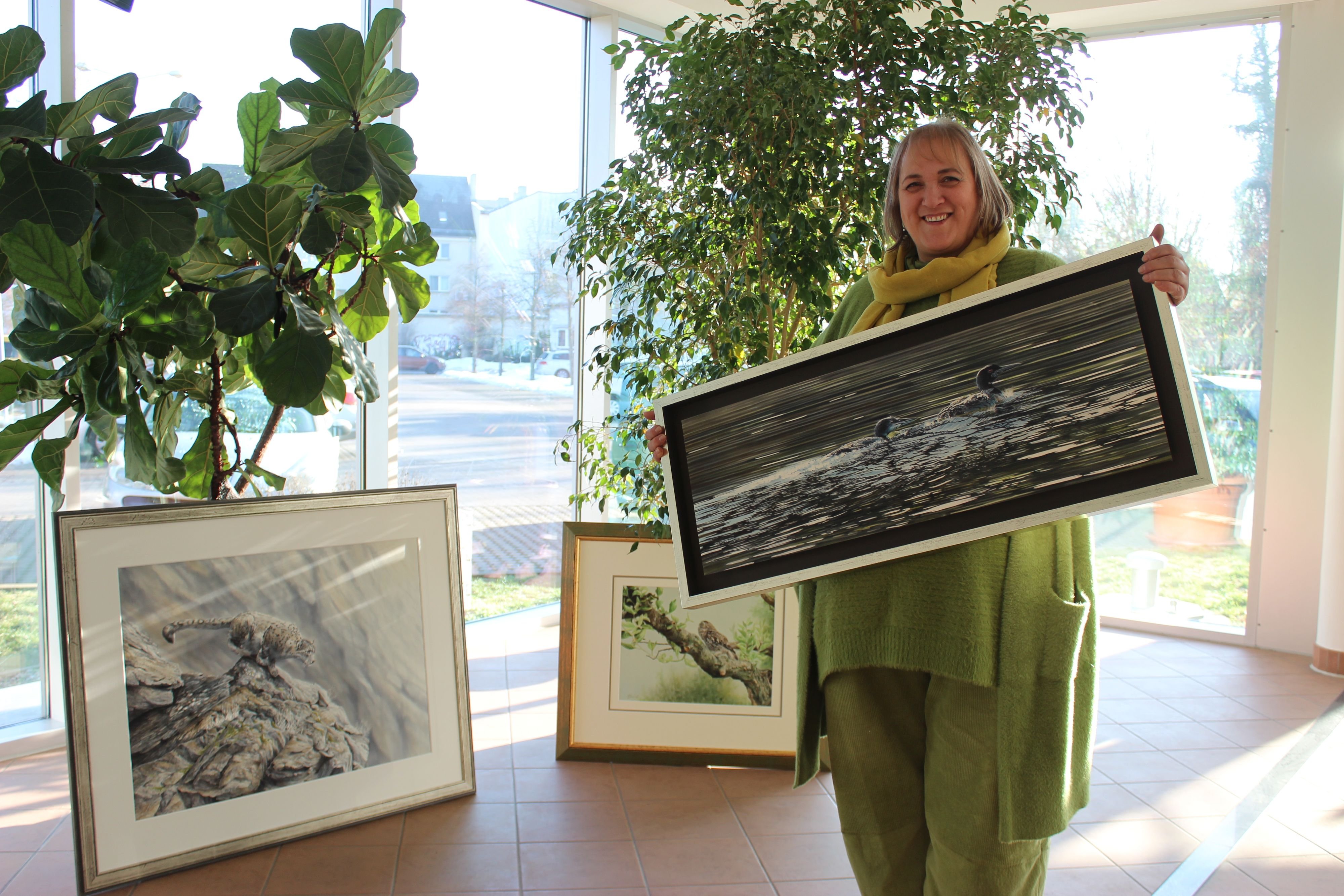 Ausstellung in Haldensleber Kulturfabrik: Auf Seide gezeichnet: Ute Bartels zeigt ihre fotorealistischen Werke von Tieren