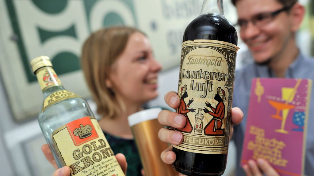 In der DDR wurden viele unterschiedliche Spirituosen hergestellt. Manche dieser Getränke gibt es bis heute.