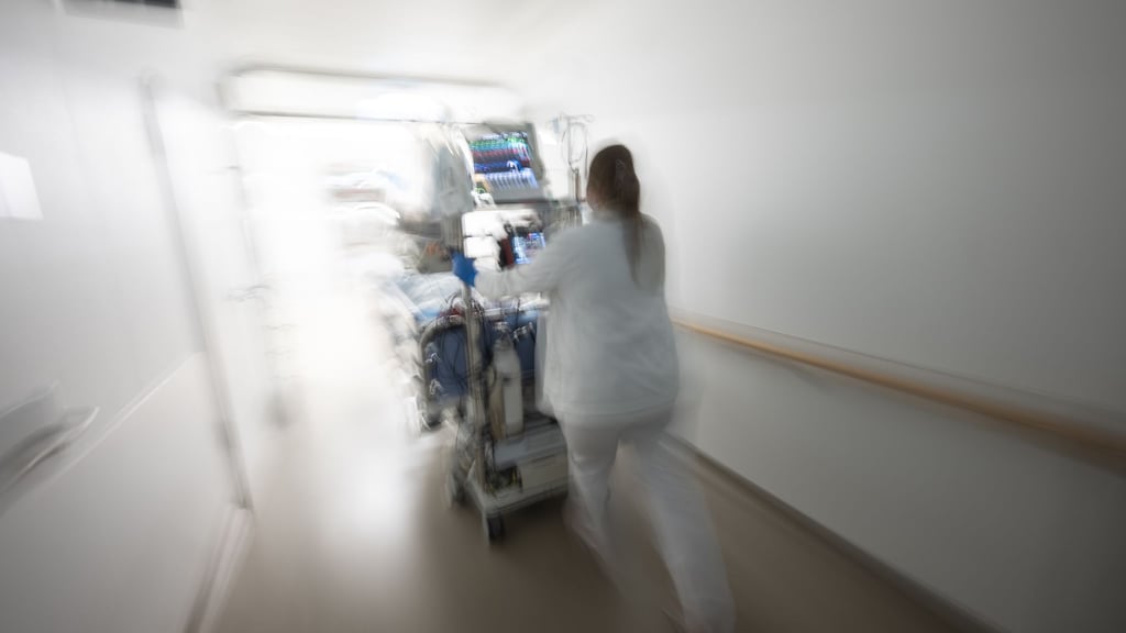 Kliniken sind dazu verpflichtet, leicht erreichbare Beschwerdestellen einzurichten.