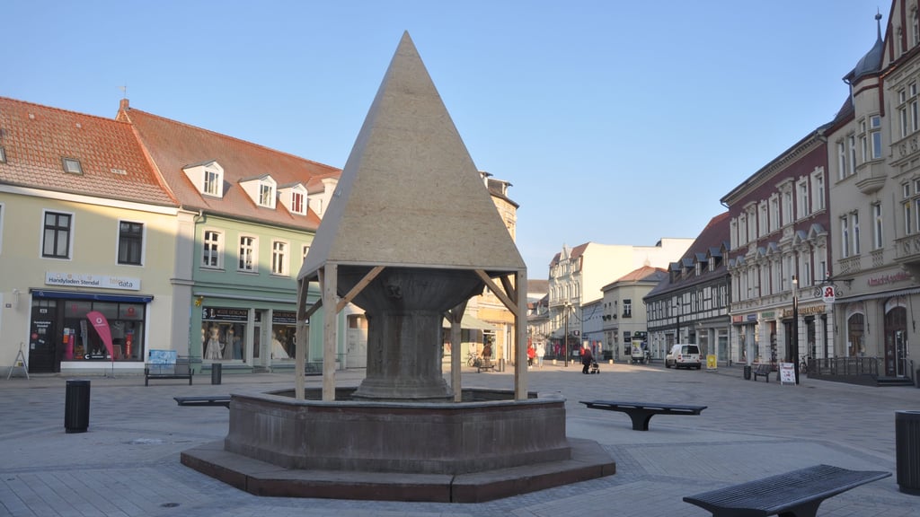 Die Sperlingsida in Stendal wurde mit einer Holzkonstruktion verdeckt. 