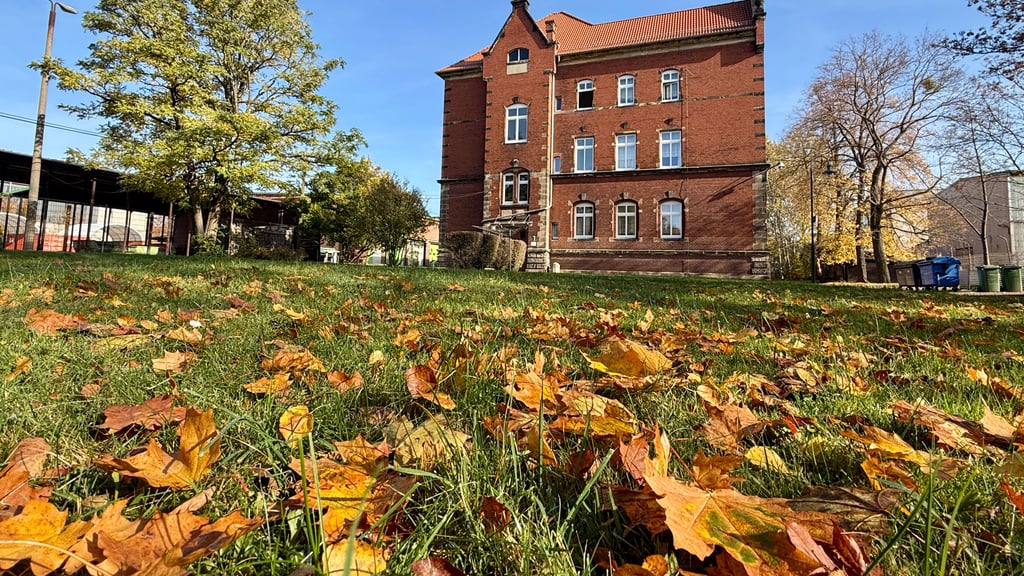 Die Obdachlosenunterkunft Rosenhof 7 wird vorerst noch für einige wohnungslose Menschen gebraucht.