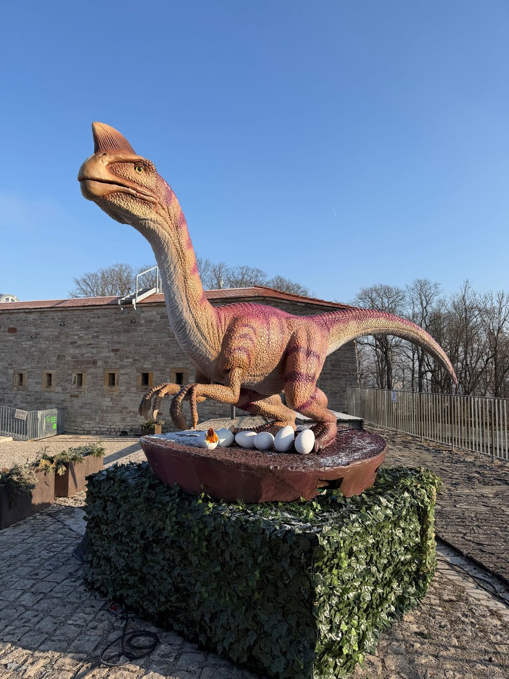 Gigantische Dinos erobern den egapark in Erfurt.