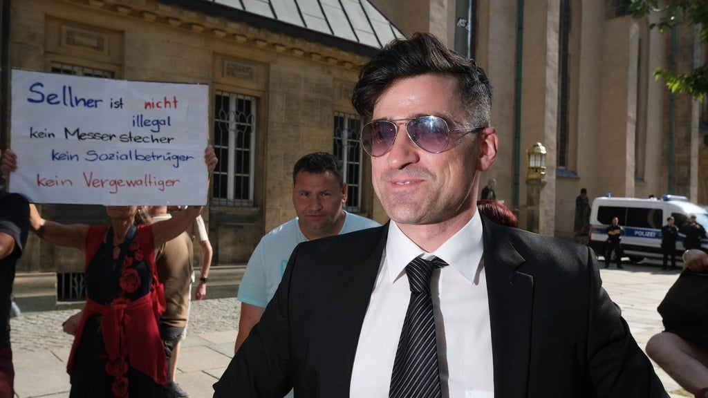 Der Rechtsextremist Martin Sellner will einen Vortrag über die sogenannte Remigration halten. (Archivbild)