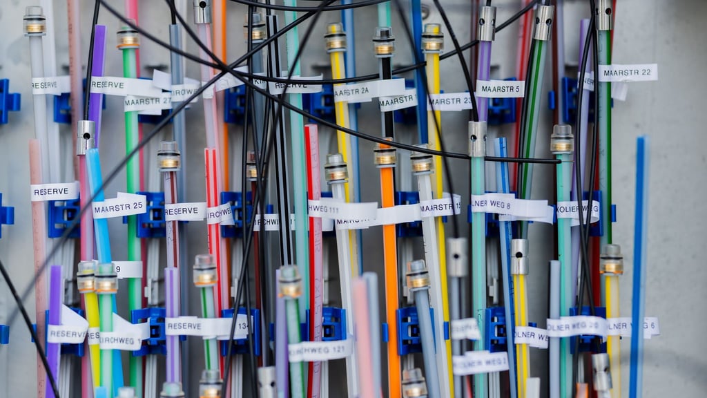 Der Ausbau in drei Landkreisen wird mit dem Geld gefördert. (Symbolbild)