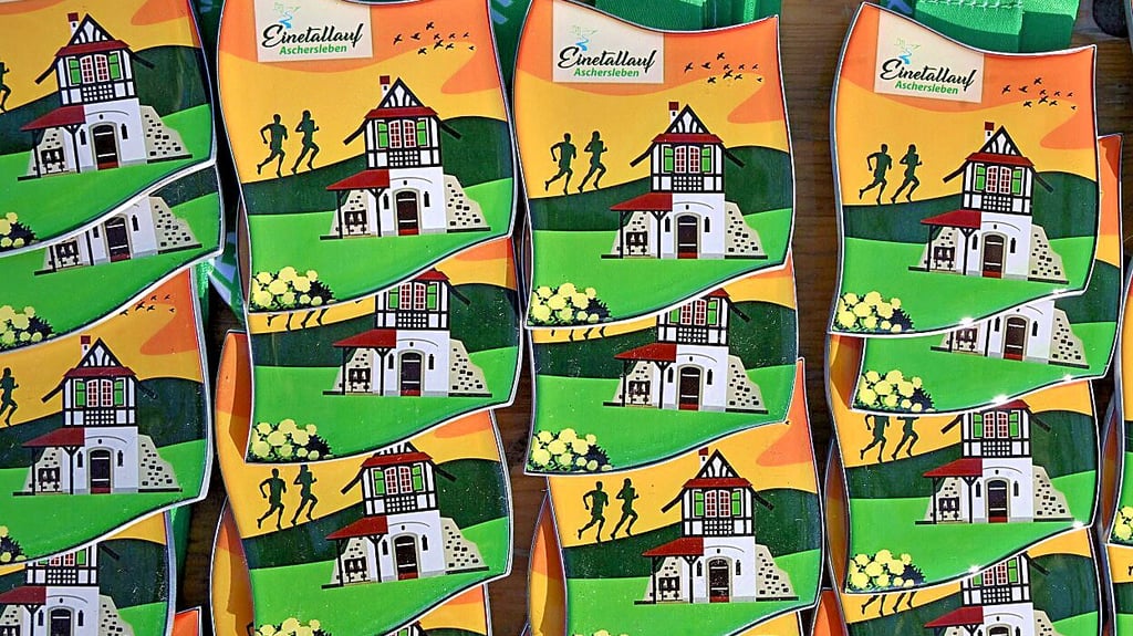 Auch beim diesjährigen Einetallauf gibt es wieder Medaillen für die Teilnehmer.