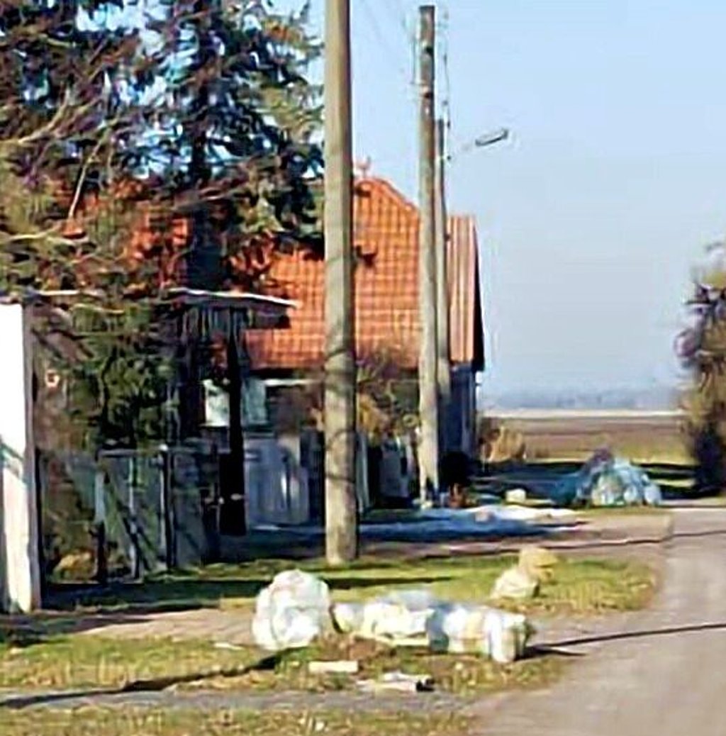 In Teilen Libehnas waren die Säcke auch am Mittwoch noch da.