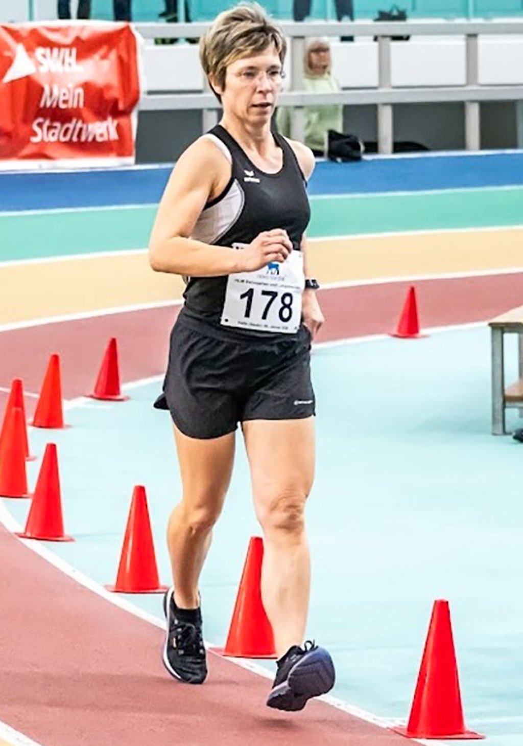 Leichtathletik Ausdauer und Technik-Perfektion sind Eigenschaften, die Ines Hammerl hervorragend beherrscht.