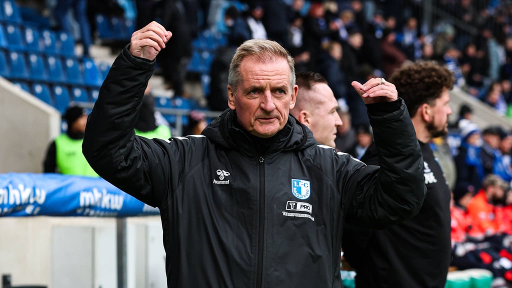 Petrik Sander steht vor seinem ersten Derby als Cheftrainer des 1. FC Magdeburg.