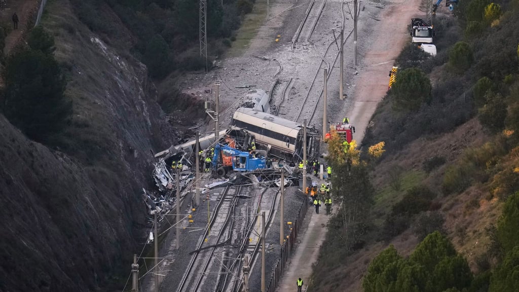 Nach dem schweren Zugunglück in Südspanien werden nun Details zu den Opfern bekannt.
