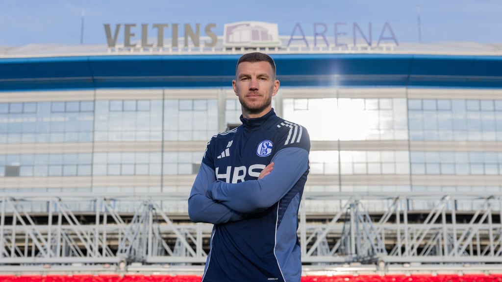 Edin Dzeko will zukünftig in der 2. Bundesliga stürmen.