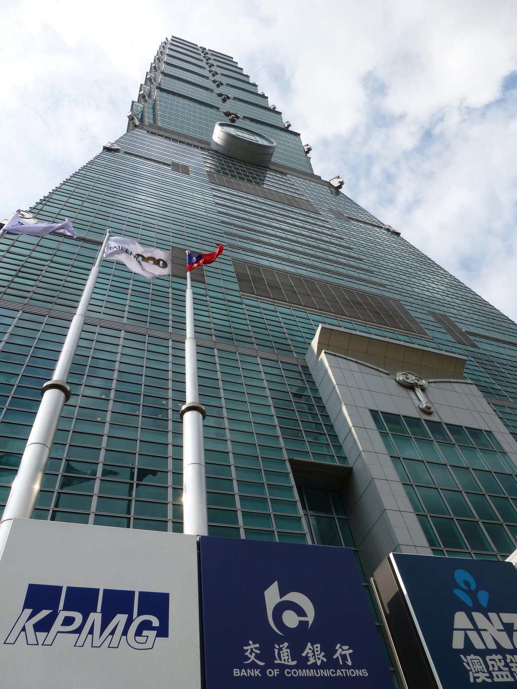 Alex Honnold will dort hinaufklettern - ohne Absicherung.