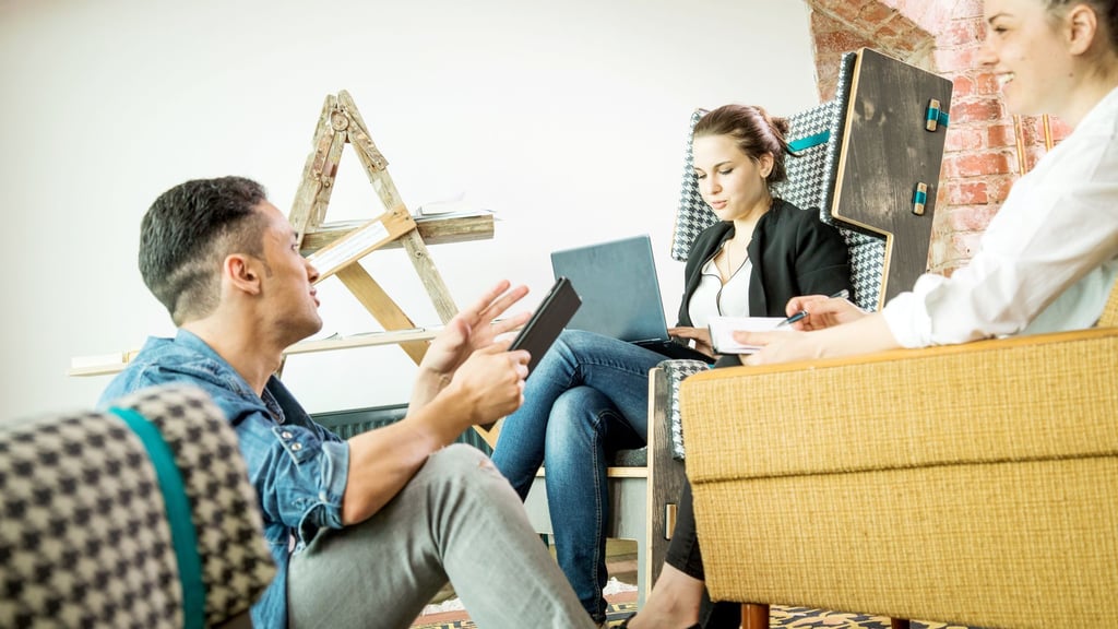 Eigene Stärken geschickt einbringen: Kurz und beiläufig erwähnte Kompetenzen kommen im Team besonders gut an.