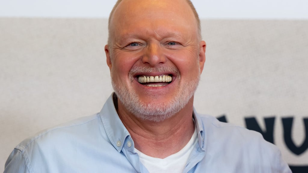 Stefan Raab wird das Dschungelcamp kommentieren. (Archivbild)