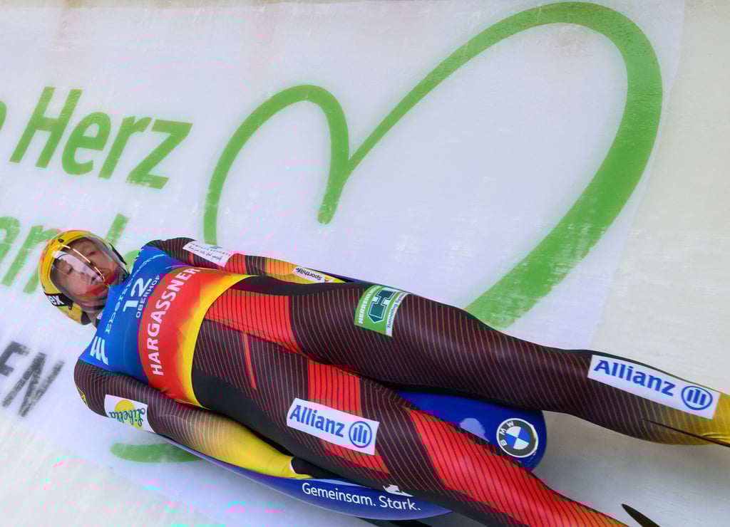 Felix Loch holte beim Rodel-Weltcup in Oberhof seinen vierten Saisonsieg.