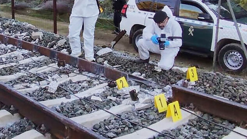 Ein vorläufiger Untersuchungsbruch sieht den Bruch einer Schiene als wahrscheinliche Ursache der Katastrophe.