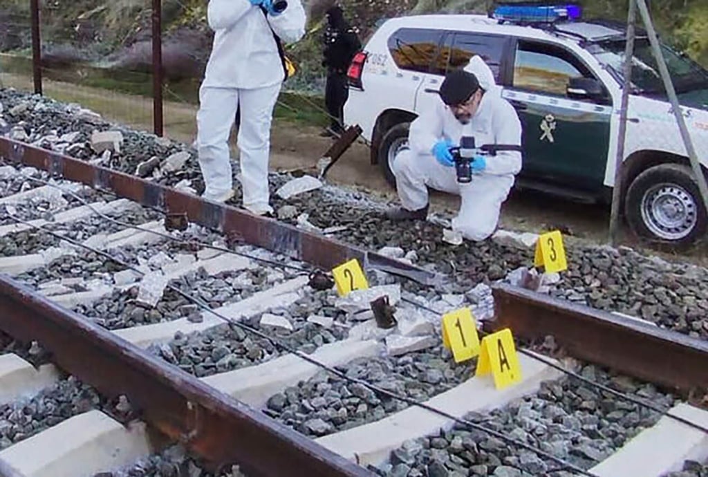 Ein vorläufiger Untersuchungsbruch sieht den Bruch einer Schiene als wahrscheinliche Ursache der Katastrophe.