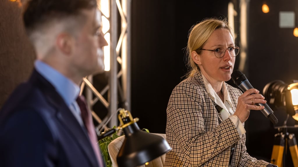 Die AfD-Landtagsabgeordnete Lena Kotré war Gast bei einer Veranstaltung mit dem Rechtsextremisten Martin Sellner von der Identitären Bewegung – ursprünglich wollte sie Gastgeberin sein. (Archivbild)