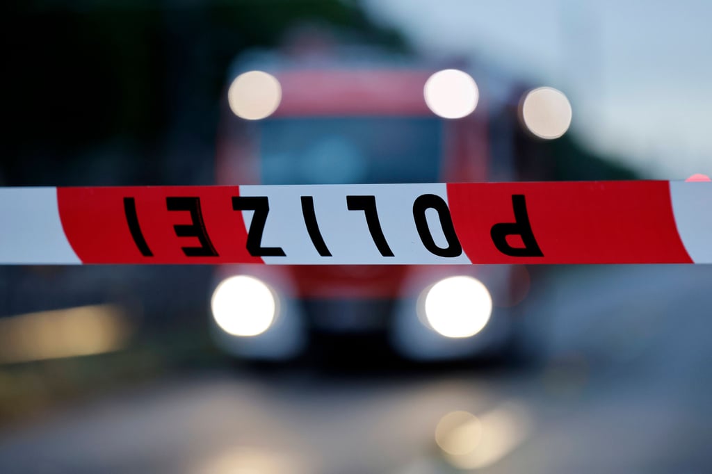 Ein brennender Bagger im Saalekreis hat am Freitag die Feuerwehr auf den Plan gerufen - es entstehen wohl rund 700.000 Euro Schaden. (Symbolbild)