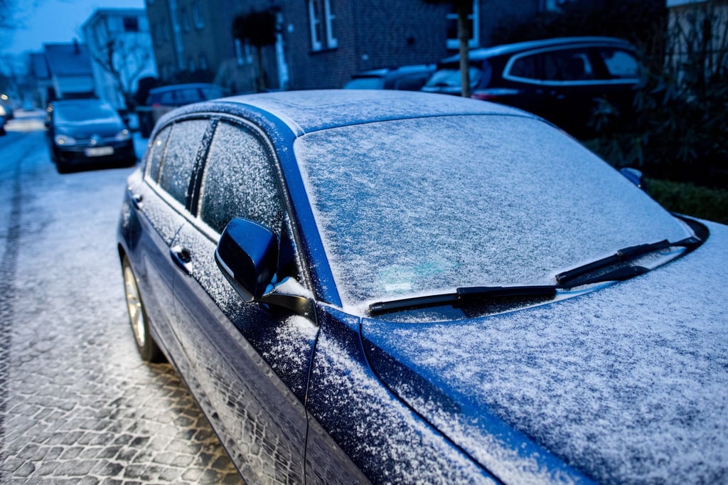Im Landreis Wesermarsch wird ausdrücklich vor dem Betreten von Eisflächen gewarnt.