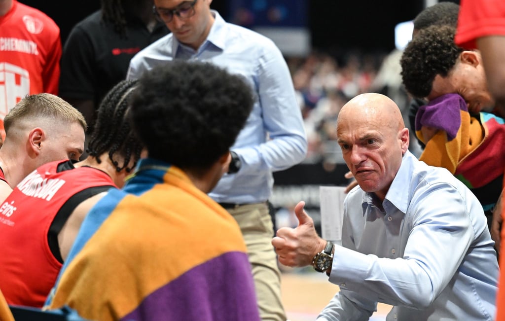 Die von Rodrigo Pastore trainierten Bundesliga-Basketballer der Niners Chemnitz verloren nach langer Führung in Oldenburg noch deutlich. (Archivbild)