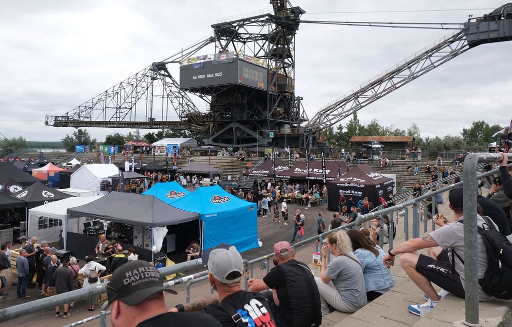 Auch eine Grillmeisterschaft ist vor der Kulisse ausgedienter Bergbaugroßtechnik schon ausgerichtet worden. (Archivbild)