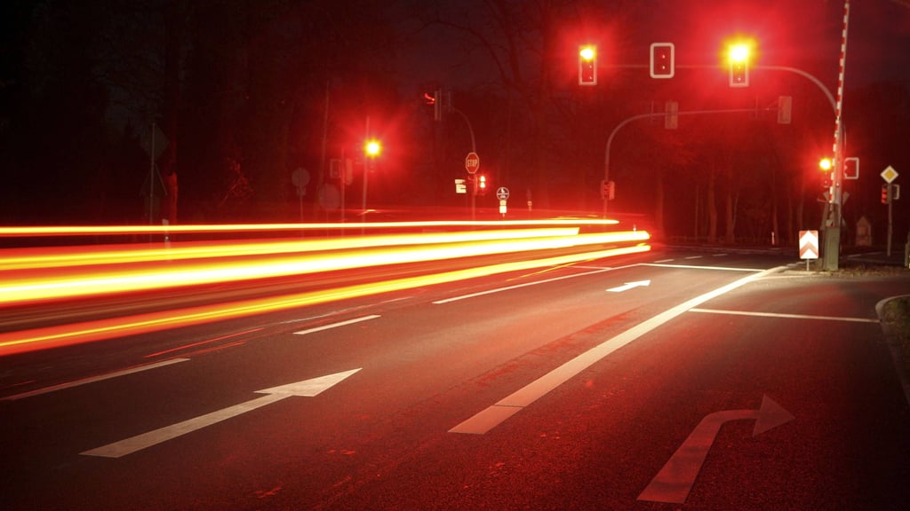 Die Ampel am Lingenauer Dreieck hatte auf Rot umgeschaltet.