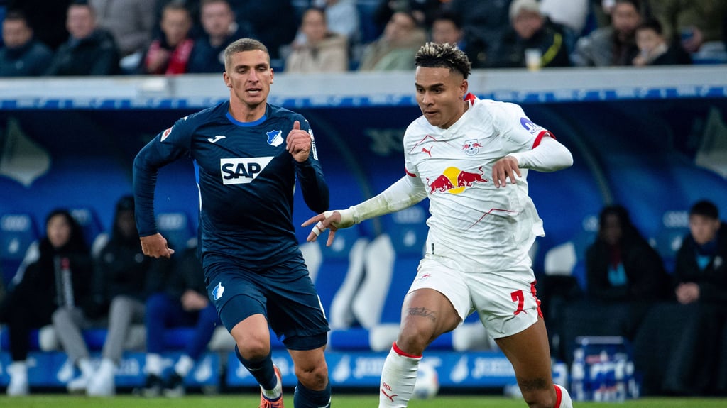 Bald Teamkollegen? Grischa Prömel (l.) jagd RB-Angreifer Antonio Nusa.