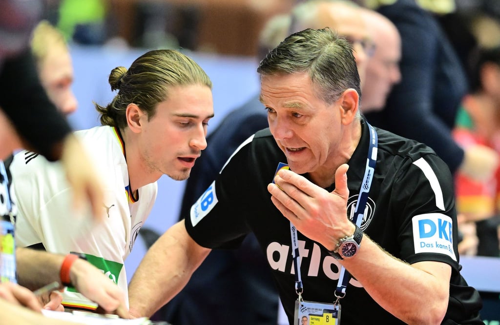 Juri Knorr hadert mit seiner Leistung in den vergangenen beiden EM-Spielen.