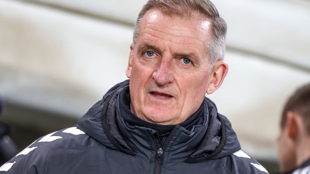 Trainer Petrik Sander analysierte die Niederlage betont sachlich.