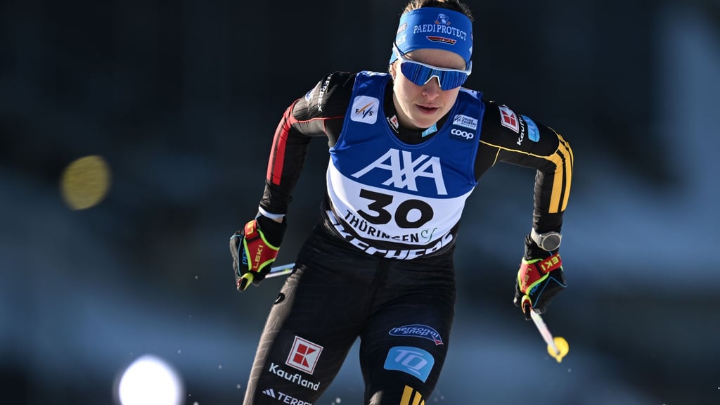 Katharina Hennig Dotzler belegte in Goms einen starken fünften Platz über 20 Kilometer mit Massenstart.