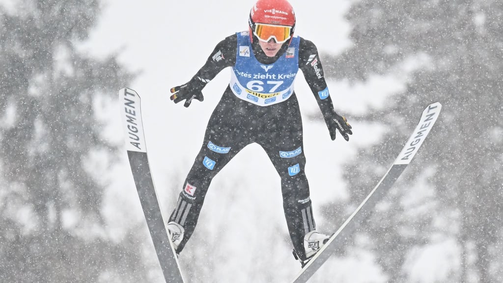 Selina Freitag belegte beim Skisprung-Weltcup in Sapporo Platz vier. (Archivbild)