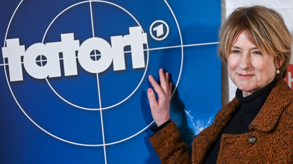 Der kommende Krimi-Monat hat es in sich. Einige Ermittler im "Tatort" und im "Polizeiruf 110" verabschieden sich von ihren Rollen, so beispielsweise Corinna Harfouch.