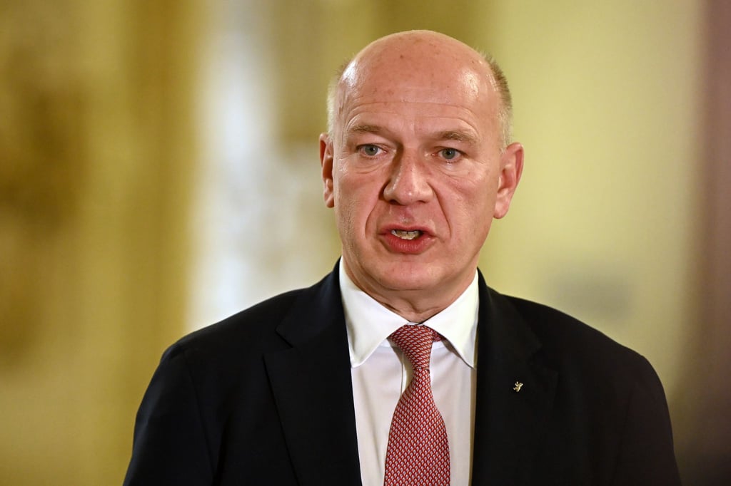 Viele Berliner blicken kritisch auf die Arbeit des Regierenden Bürgermeisters Kai Wegner. (Archivfoto)