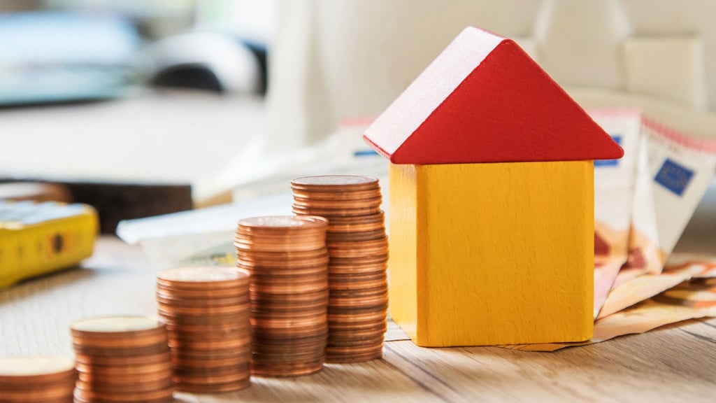 Stück für Stück zum Eigenheim: Mit einer Immobilienfinanzierung ist das möglich. Werden die Raten allerdings nicht wie vorgesehen gezahlt, kann es schnell ungemütlich werden.