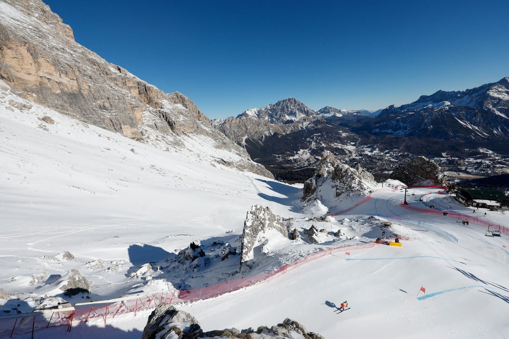 Die Tofane-Strecke wird ein bedeutender Teil der Olympischen Winterspielen 2026 in Cortina d'Ampezzo sein. In der Region ist die Schneehöhe deutlich gesunken. (Archivbild)